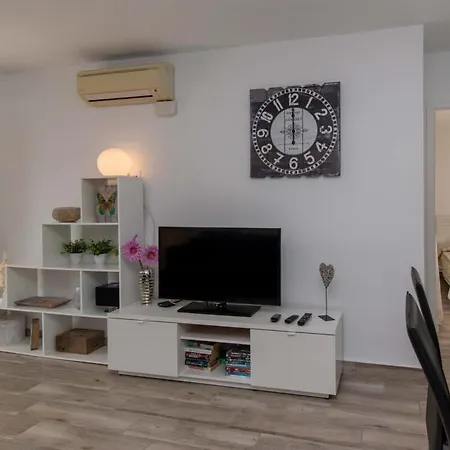Apartment Sunset Bay 37 - Two Bed *